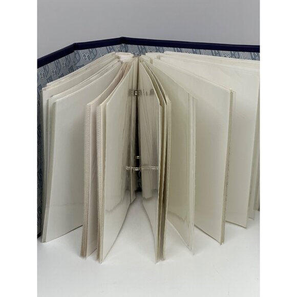 VTG 2000 Disney Magic Kingdom Photo Album | Mickey-Mouse Castle Fireworks Cover - Picture 4 of 11